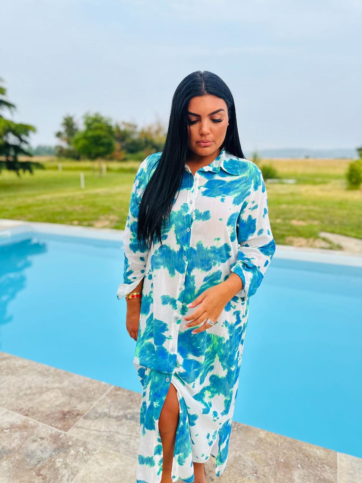 Robe Blue